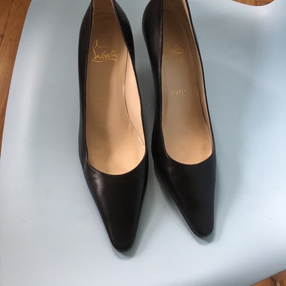 Low heel black Christian Louboutins size 38.5 - Picture 2 of 6